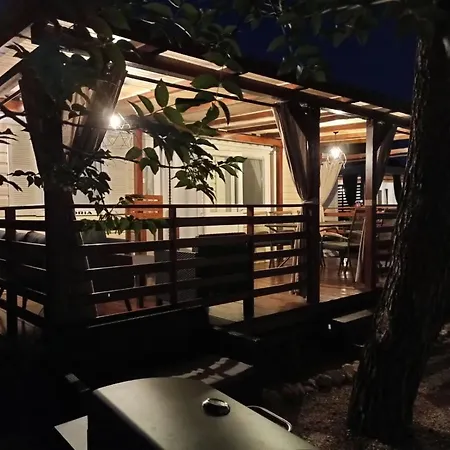 Campsite Mobile Laurus