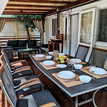 Campsite Mobile Laurus 4*